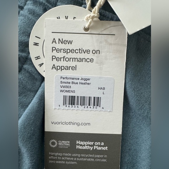 NWT $94 Vuori Dream Knit Performance Jogger Smoke Blue Heather Womens L - Picture 7 of 8